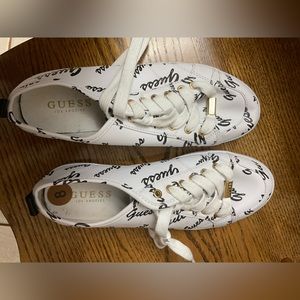 Guess shoes sizes 8